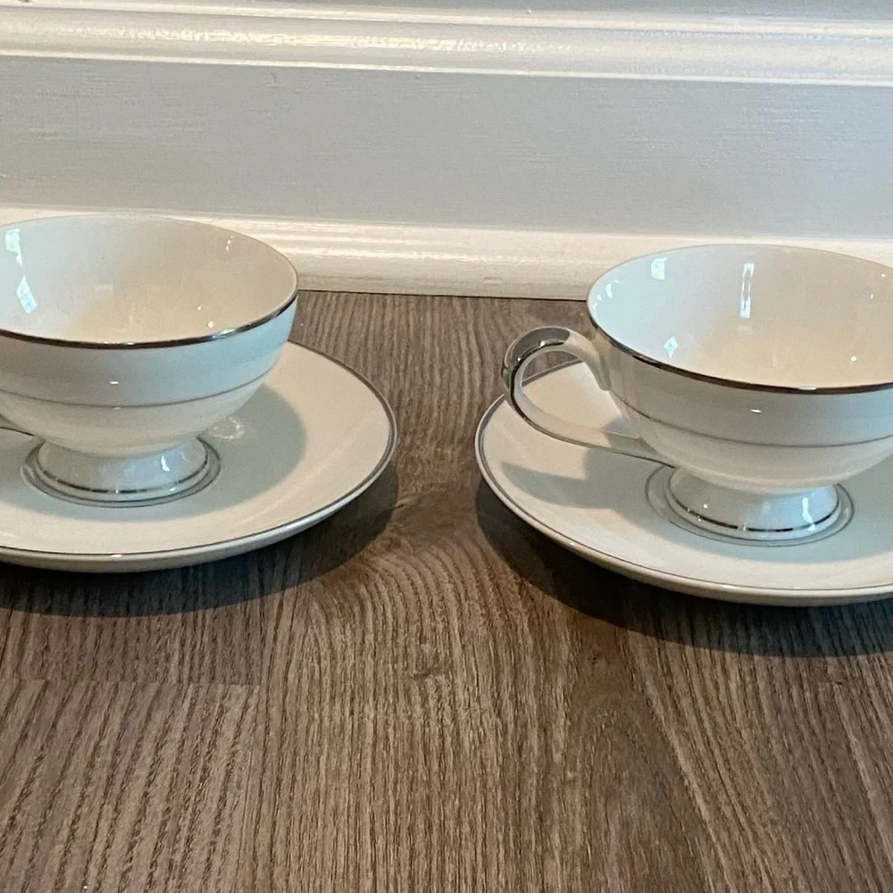 Mikasa Citation Set of 4 Cups and Saucers Set Fine China - Picture 3 of 11